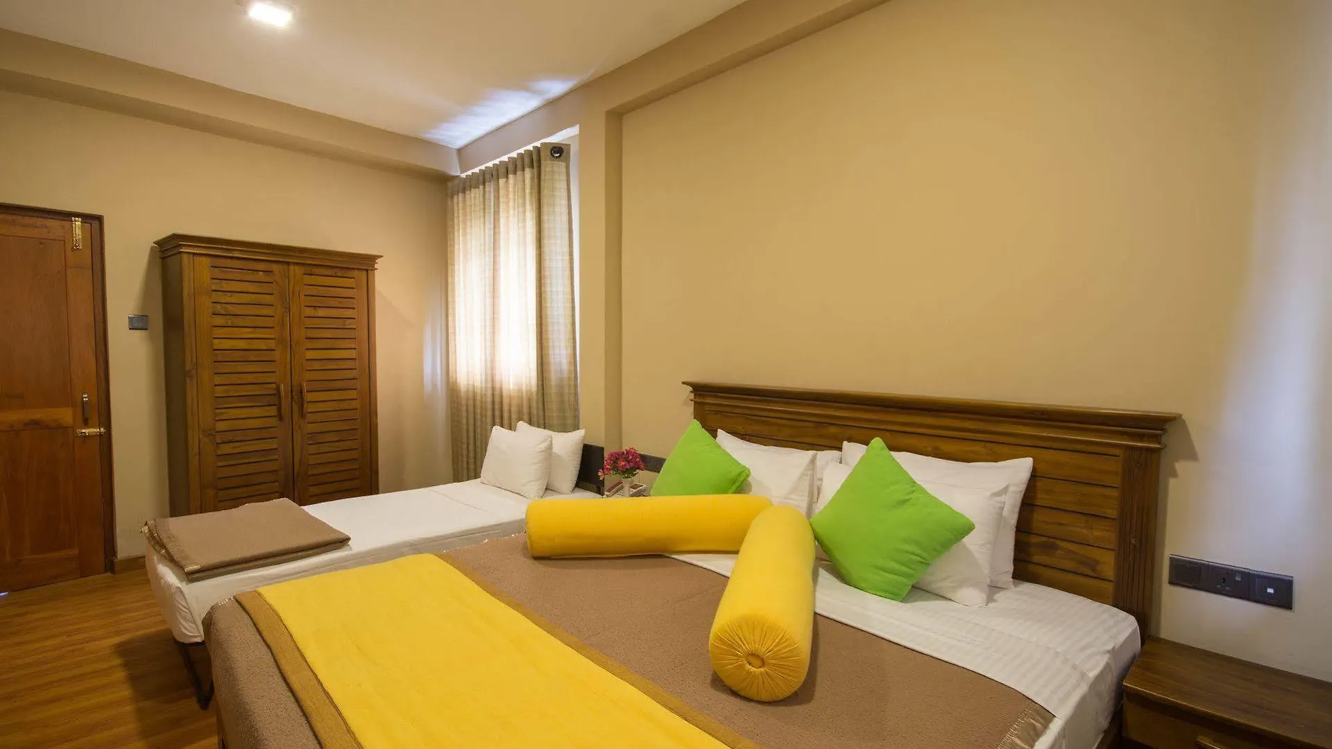 ***  Hill Pride City Hotel Nuwara Eliya Sri Lanka